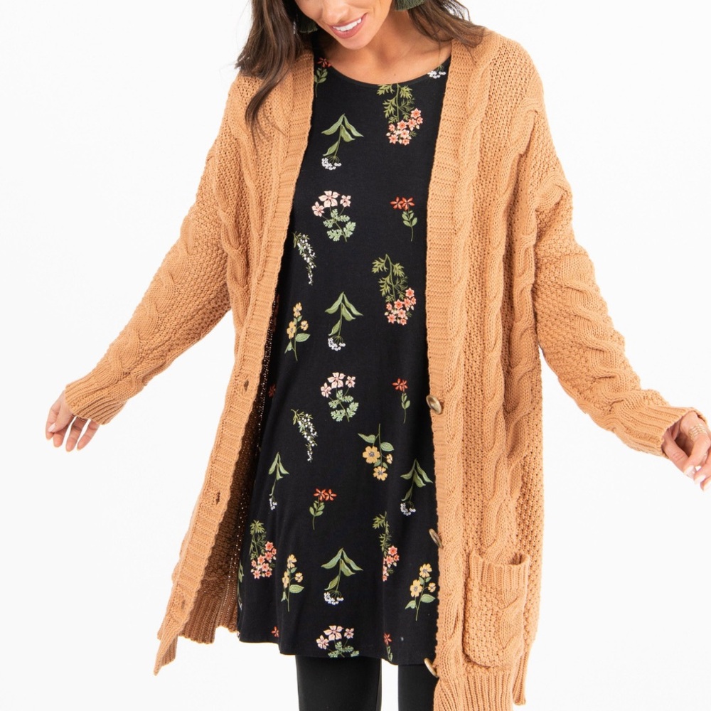 Cozy Cable Knit Cardigans Agnes and Dora XL (2)